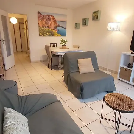 :) Spacieux T4 Aeroport, Ensoleille, Deco Soignee Апартаменты Бланьяк