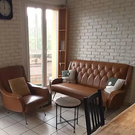 :) Spacieux T4 Aeroport, Ensoleille, Deco Soignee Apartment